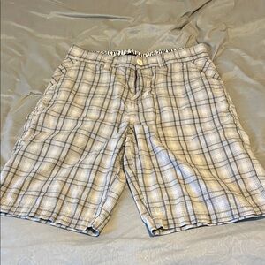 Hawke & Co Plaid Men Shorts - Gray and White